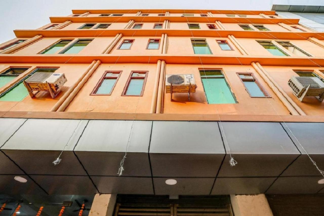 Hotel Noida Continental At Noida City Center Zewnętrze zdjęcie